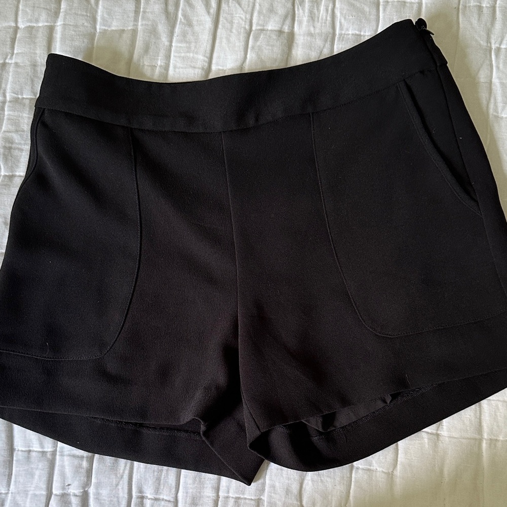 Marie Oliver Women's black shorts